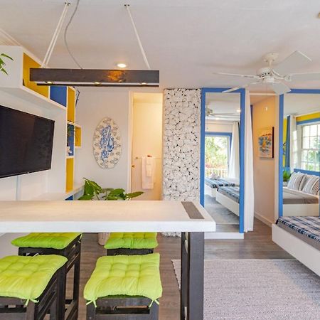 Viking Hill Oceanfront Hostel & Resort Nassau Dış mekan fotoğraf
